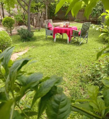 Bobonong Bed & Breakfast | Ledoba Bed & Breakfast