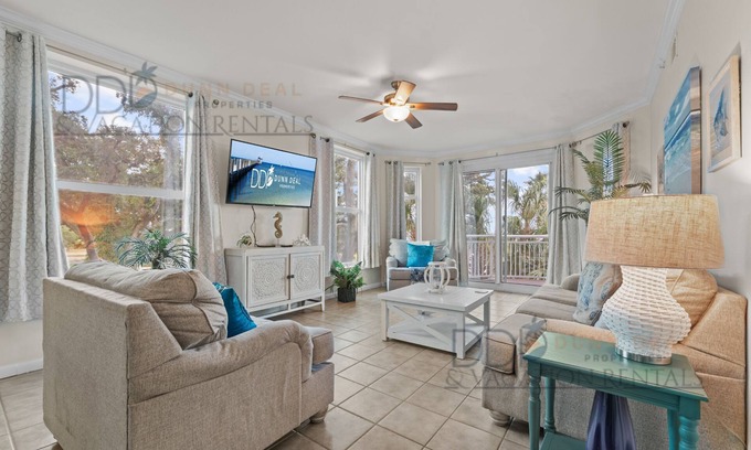 Gulfport Condo | Legacy Tower One 201 Overlooks the beautiful Gulf in Gulfport, MS!
