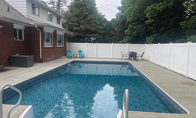 Ludington House | Leisure on Lakeshore, Welcome to Leisure on Lakeshore, Ludington