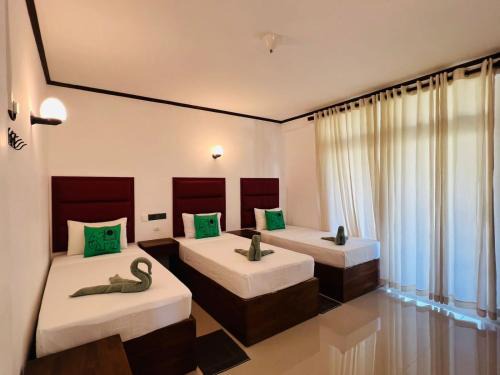 Mirissa Bed & Breakfast | Lemazone Inn
