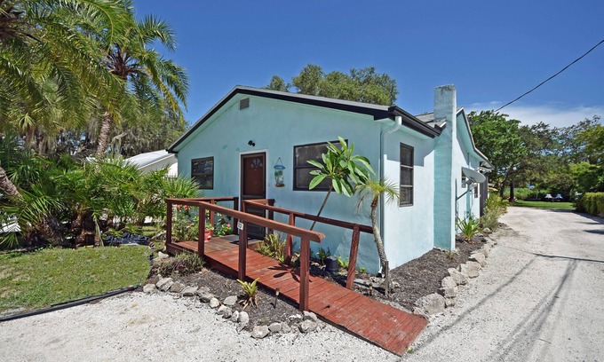 Englewood Cottage | Lemon Bay Cottage, A