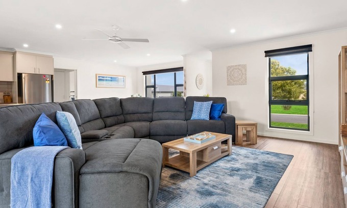Cowes House | Lenny's Lodge in Cowes