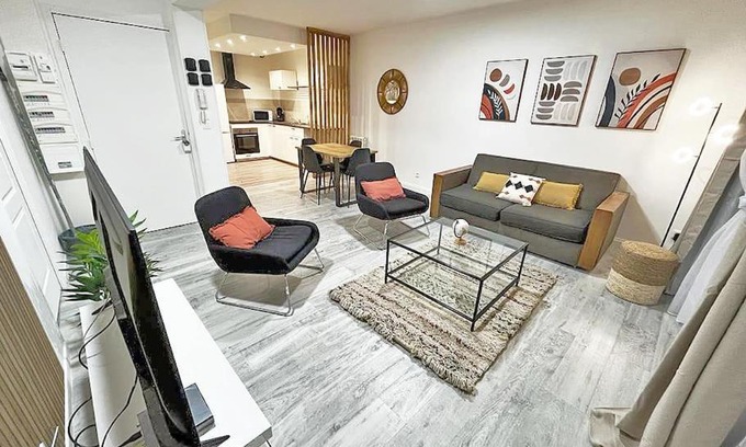 Cambrai Apartment | LeRelaisdOdile * Grand T3 * Hyper Centre