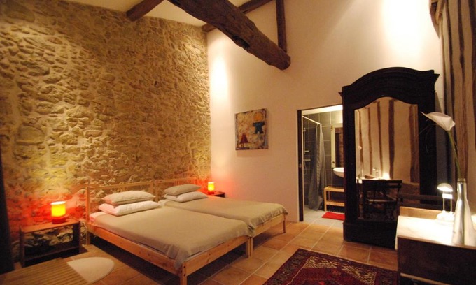 Riguepeu House | Les Écrehous