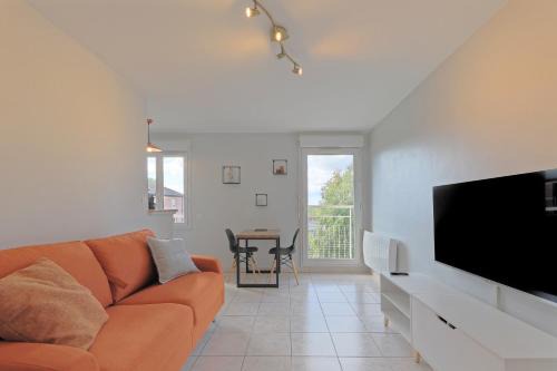 Valenciennes Apartment | Les 6 rois