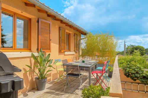 Arbuissonnas House | Les Aubépines en Beaujolais