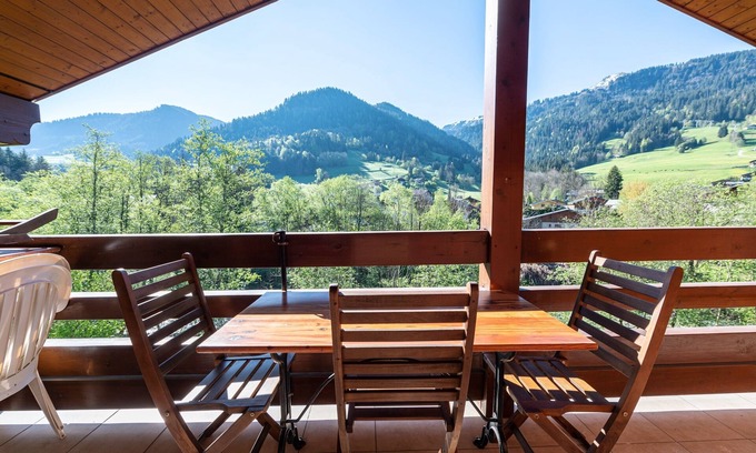 Praz-sur-Arly Apartment | Les Belles d'Arly - Appt vue montagne