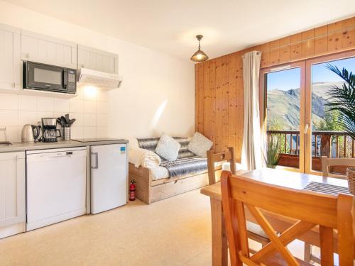 Saint-Sorlin-d'Arves Apartment | Les Bouquetins - 5 - Appart Chaleureux 6 pers