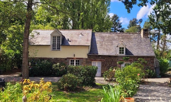 Pleugueneuc House | Les Bruyères Rebecca