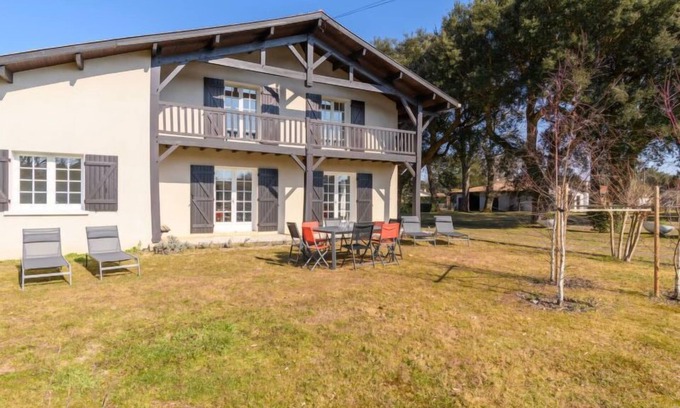 Lit-et-Mixe House | Les Chênes by Interhome