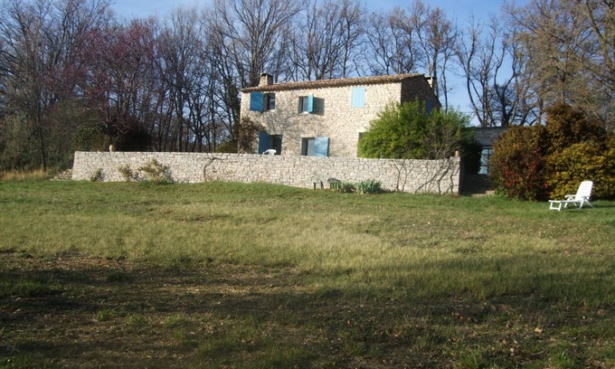 Sainte-Croix-a-Lauze House | Les Chênes Blancs, beautiful house on two hectares, swimming pool, shaded oak grove