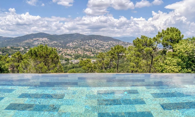 La Napoule House | Les Crêtes : Villa 4 chambres, piscine et vue mer, 5mn des plages