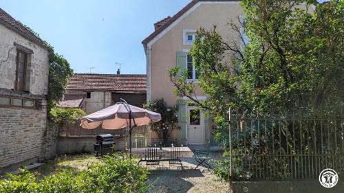 Bouix House | les Crescentines