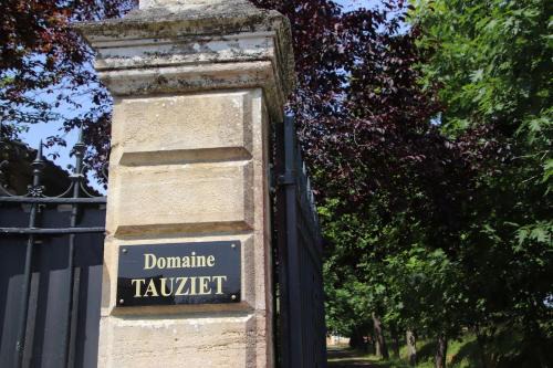 Montfort-en-Chalosse Villa | LES ECURIES DU CHATEAU TAUZIET