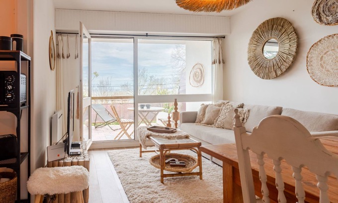 Trouville-sur-Mer Apartment | Les Flots Bleus by Interhome