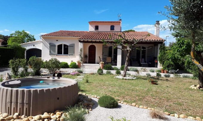 Saint-Maximin-la-Sainte-Baume Bed & Breakfast | Les Coronilles