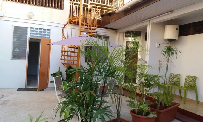 Cayenne Apartment | Les Gentilhommieres