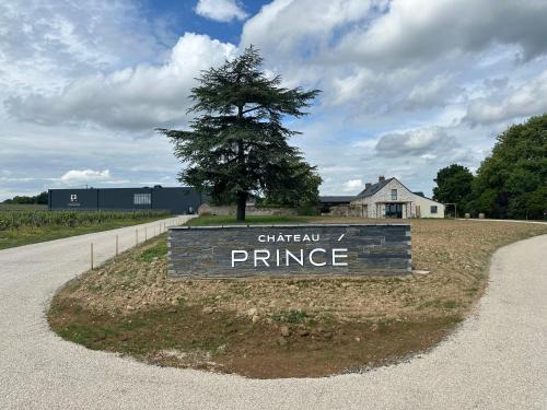 Murs-Erigne House | Les Gites de Princé