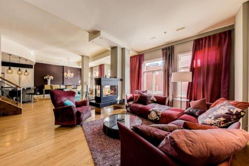Vieux-Quebec-Cap-Blanc-colline Parlementaire Apartment | Les Immeubles Charlevoix 371-102
