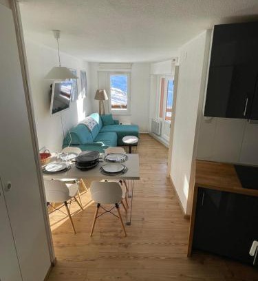 Reberty Apartment | Les Ménuires - Appart 2 pièces 4 pers - Balcon plein SUD - Ski aux pieds