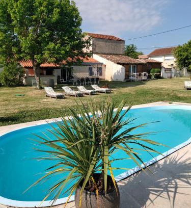 Eyrans Ski Chalet | Les morines