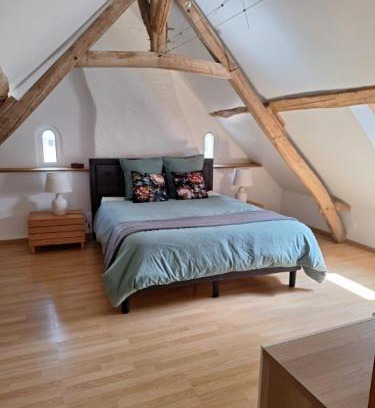 La Fleche House | Les Petites Écuries