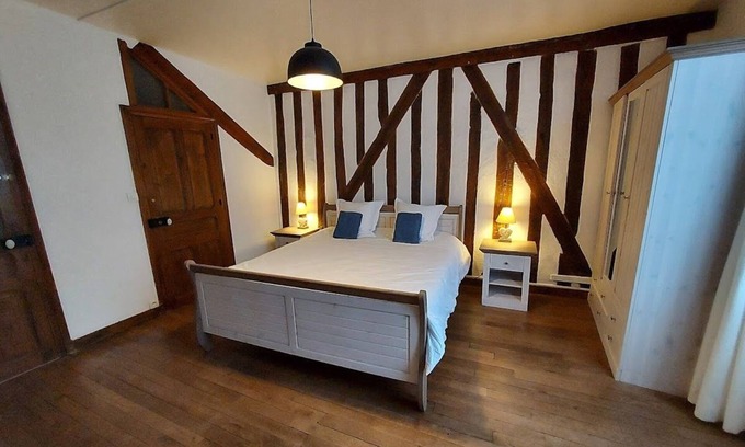 Blois House | Les Quais-Blois, House 3 bedrooms, 2 bathrooms, downtown, WIFI fiber