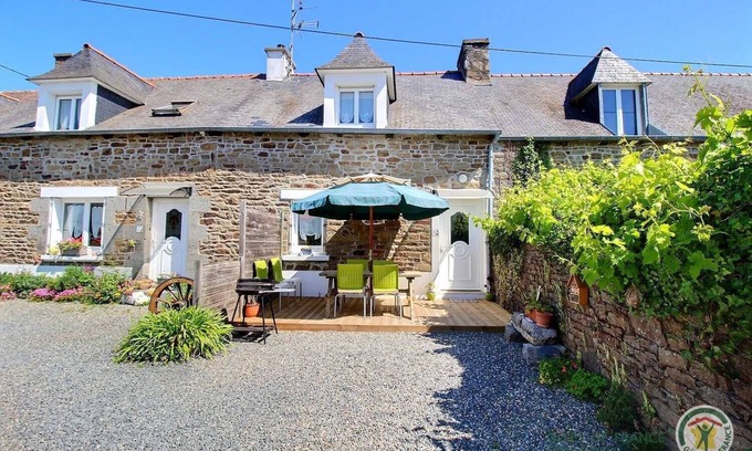 Quessoy House | Les Rainettes - Quessoy