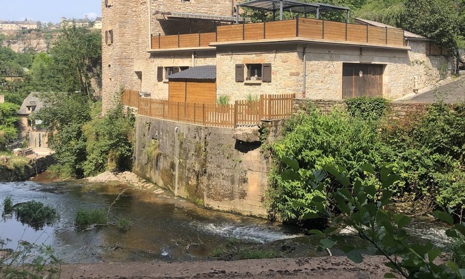 Bozouls House | Les Rives du Dourdou, Gîte Dans Maison de Caractère au Cœur du Canyon de Bozouls