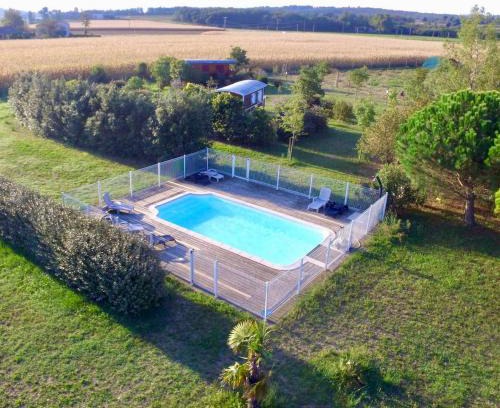 Livron-sur-Drome House | Les Roulottes-Gîtes de la Ferme de l'Autruche Dromoise