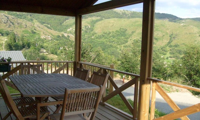 Rousses Ski Chalet | Les Ruches Cévenoles