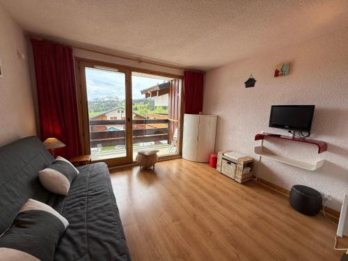 Les Saisies Apartment | Les Saisies - Studio-Cabine avec balcon sud et casier à skis - FR-1-293-157