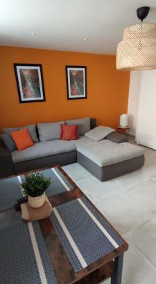 Saint-Martin-d'Ablois Apartment | Les Suites du Relais