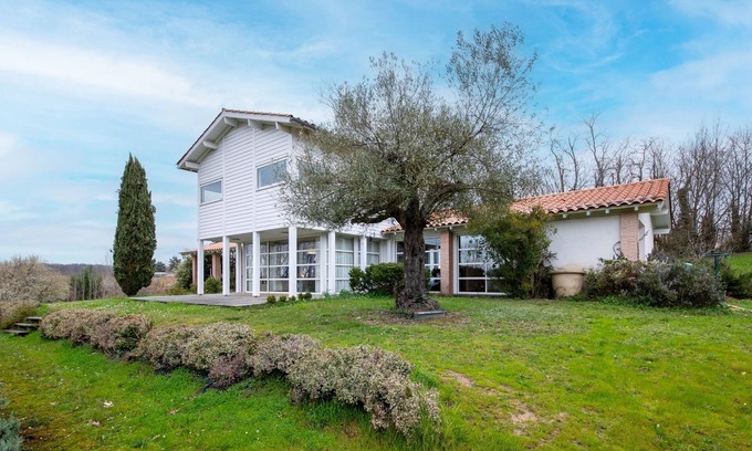 Villeneuve-sur-Lot House | Les Vignes - 4 chambres, piscine et grand jardin