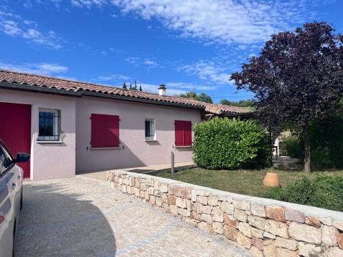 Vinezac House | les voyageur