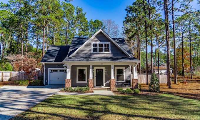 Southern Pines House | Less than 1mile from down town Southern Pines