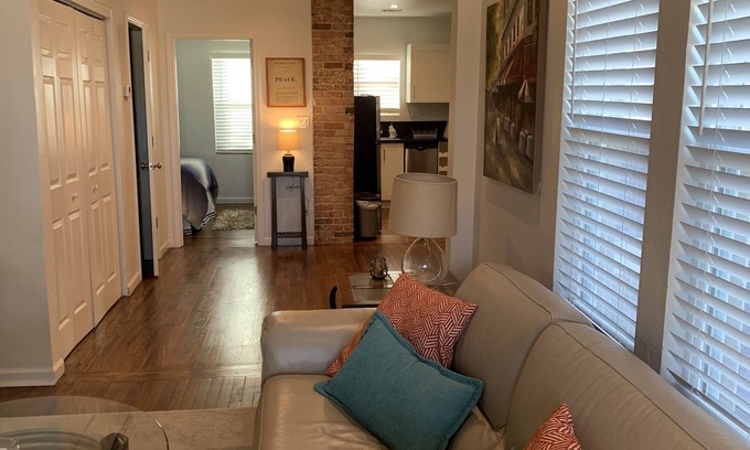 Central Oklahoma City Apartment | Less than one mile from Health Science Center!
