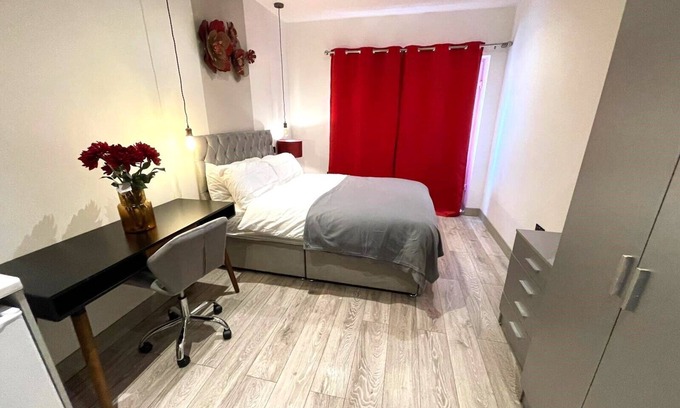 Stonebridge Apartment | Letzi Private En-Suite Near Wembley Stadium