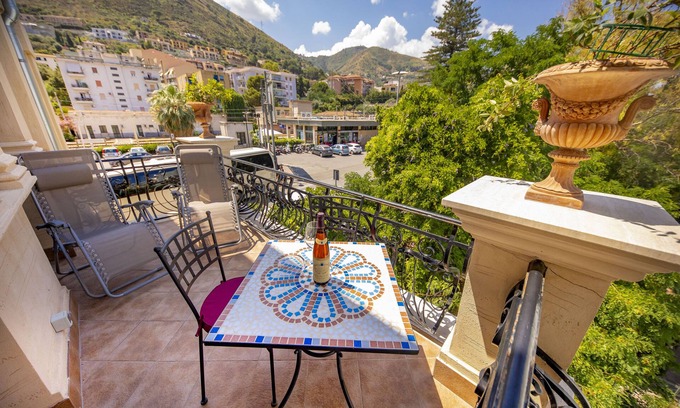 Cefalu Apartment | Liberty House
