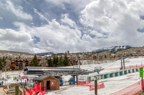Snowmass Village Hotel | Lichenhearth # 4