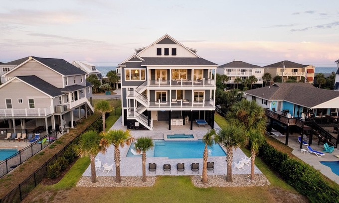 Murrells Inlet House | Life Is Grand: Coastal Retreat w/Pool & Spa