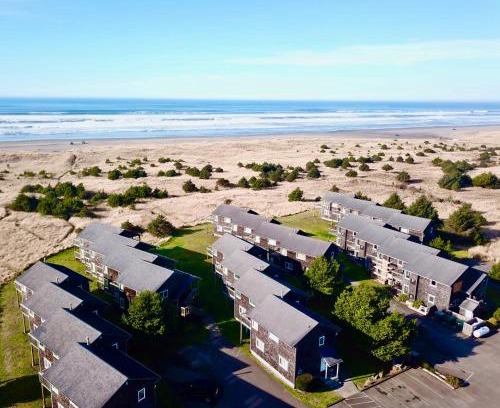 Long Beach Resort | Lighthouse Oceanfront Resort