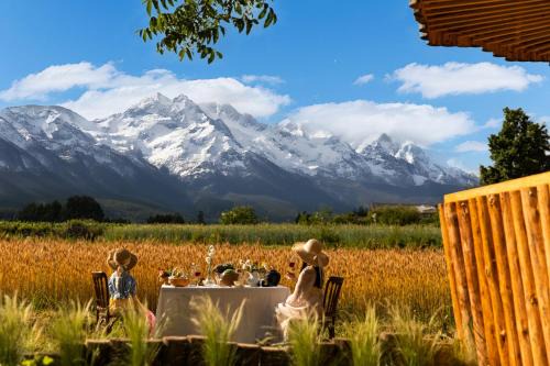 Baisha Old Town Hotel | LiJiang Mountain Spring Resort