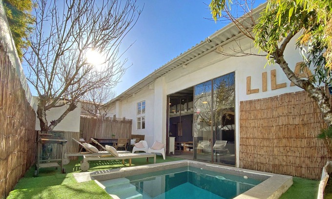 La Marina del Prat Vermell House | Lila House. House with pool in Barcelona HUTB-009 160