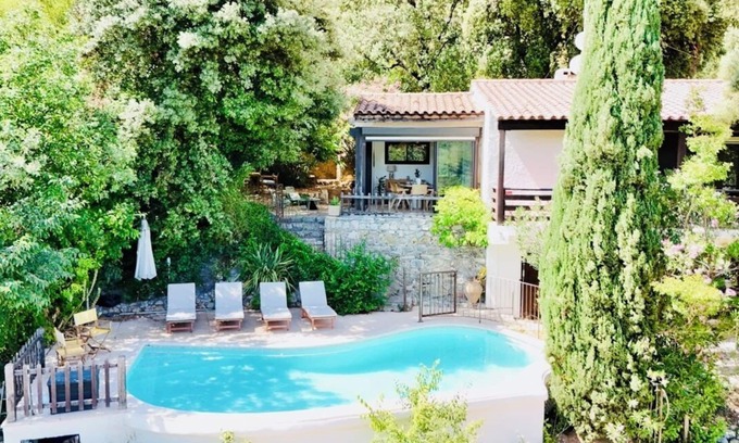 Carces House | Lili - Swimming pool & Lake view