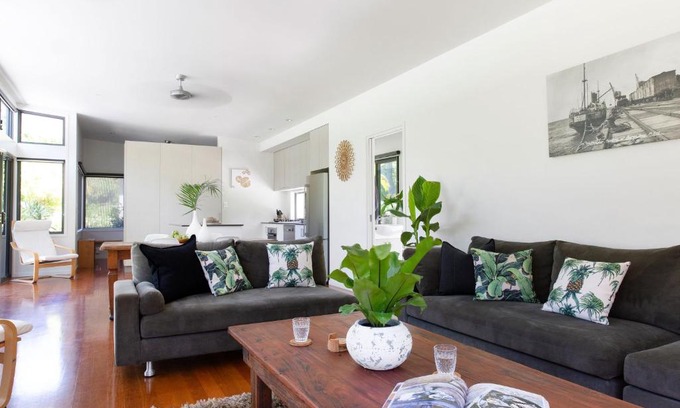 Skinners Shoot Villa | Lily Pad at Byron Bay