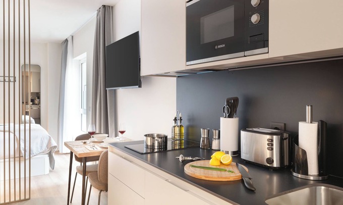 Nueva Espana Apartment | Limehome Madrid Calle Hurtado de Mendoza