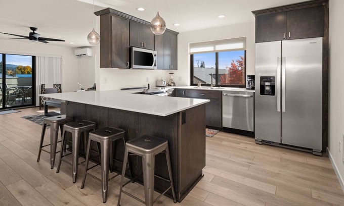 Coeur d'Alene Apartment | Linden Lofts Getaway in Midtown Coeur d' Alene