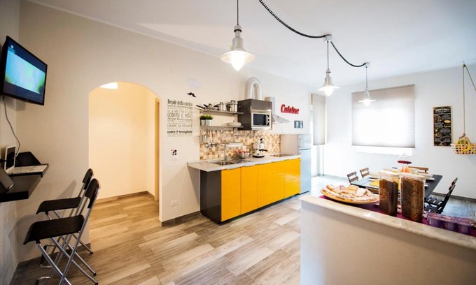 Naples Apartment | Linea1 b&b