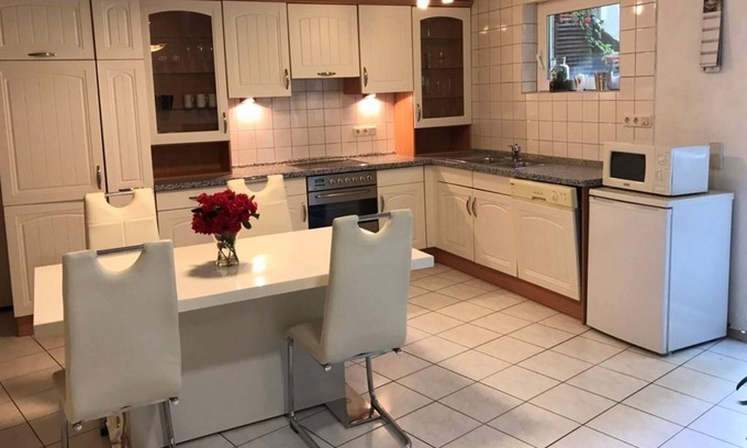 Saarburg Apartment | Linh's Ferienwohnung